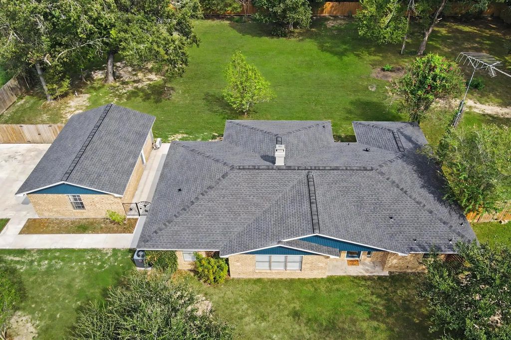 17005 White Birch Lane, Conroe