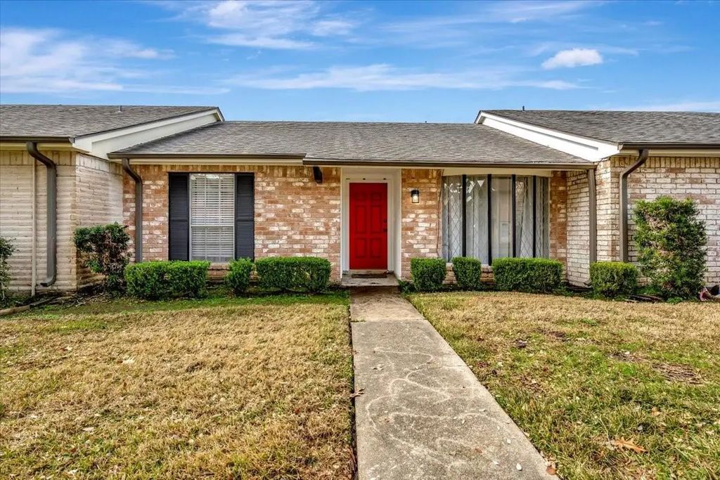 3910 Laura Leigh Drive, Friendswood