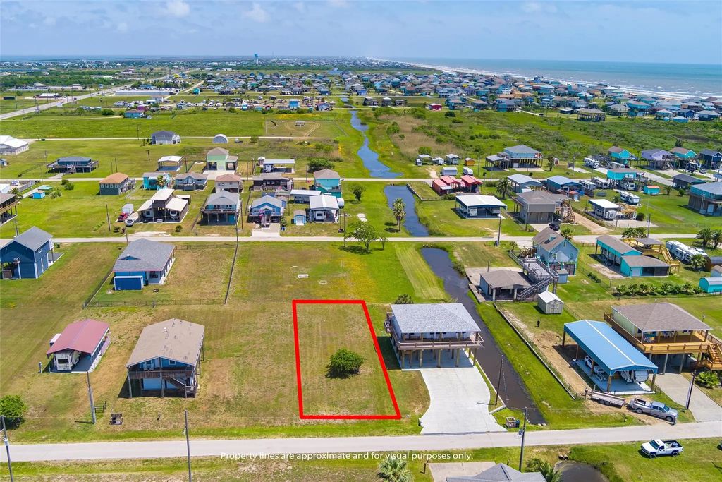 962 S Sage, Crystal Beach