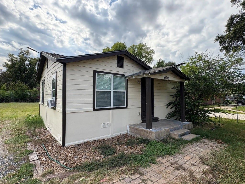 10019 Porto Rico Road, Houston