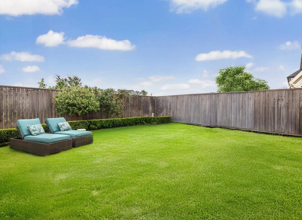 6114 Cottage Grove Lake Drive, Houston