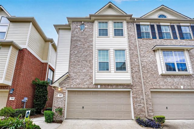 1807 Stacy Crest, Houston