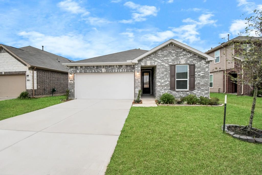 2030 Domeniko Drive, Fresno