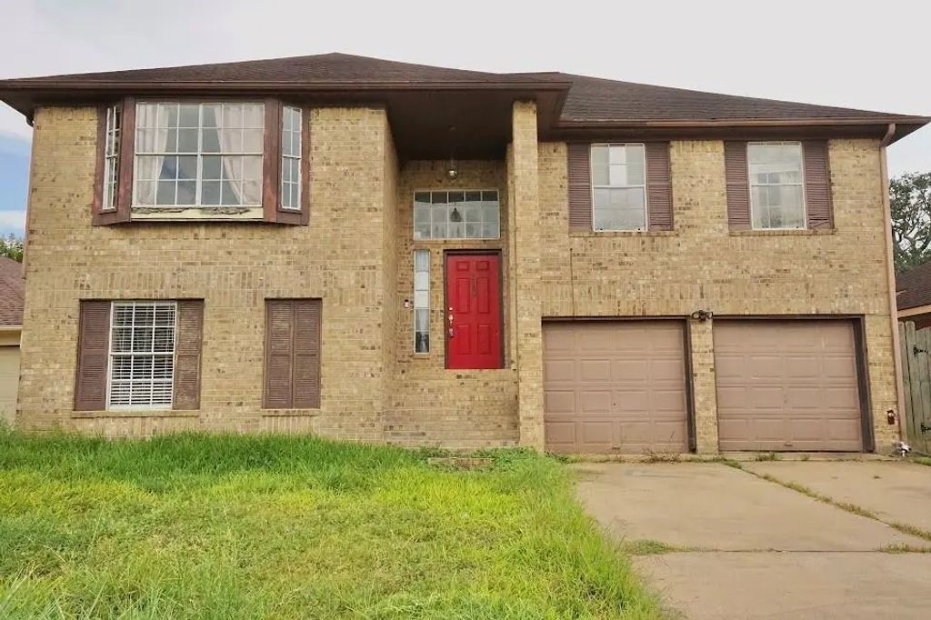 110 Almond Drive, Lake Jackson