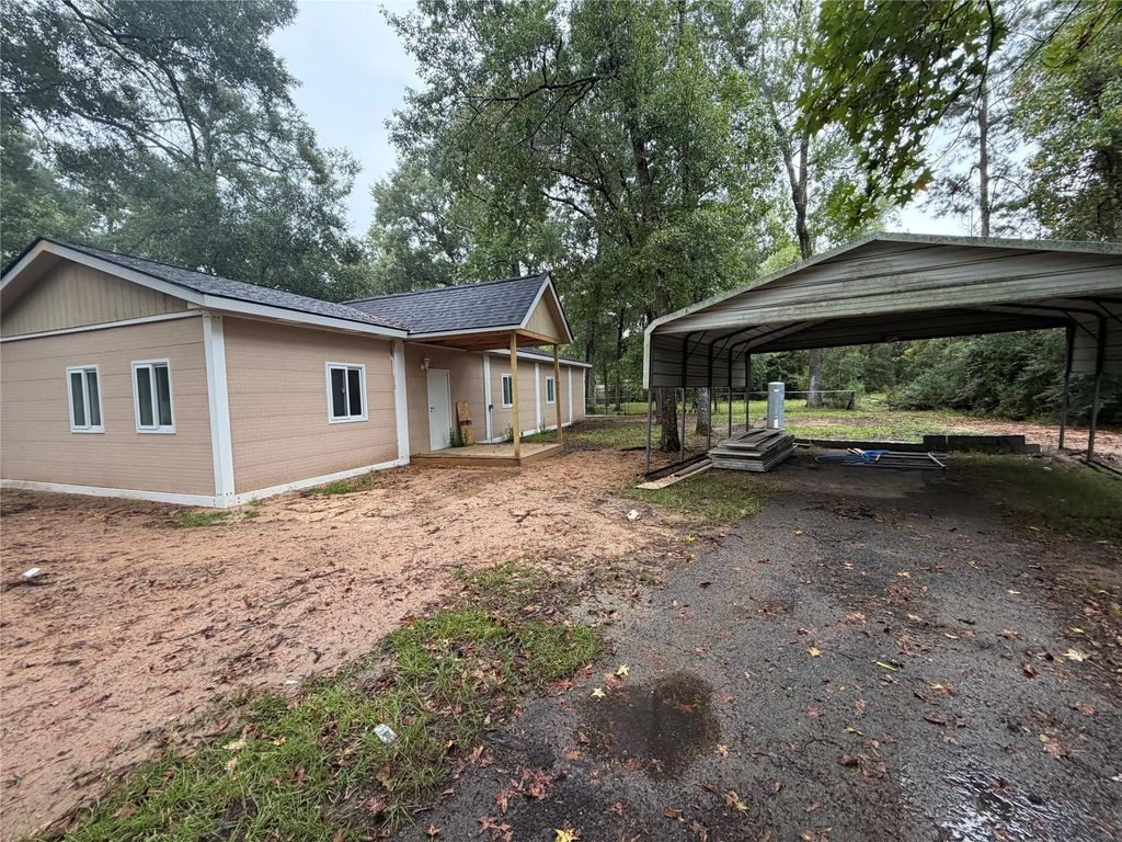15348 Lilly, Conroe