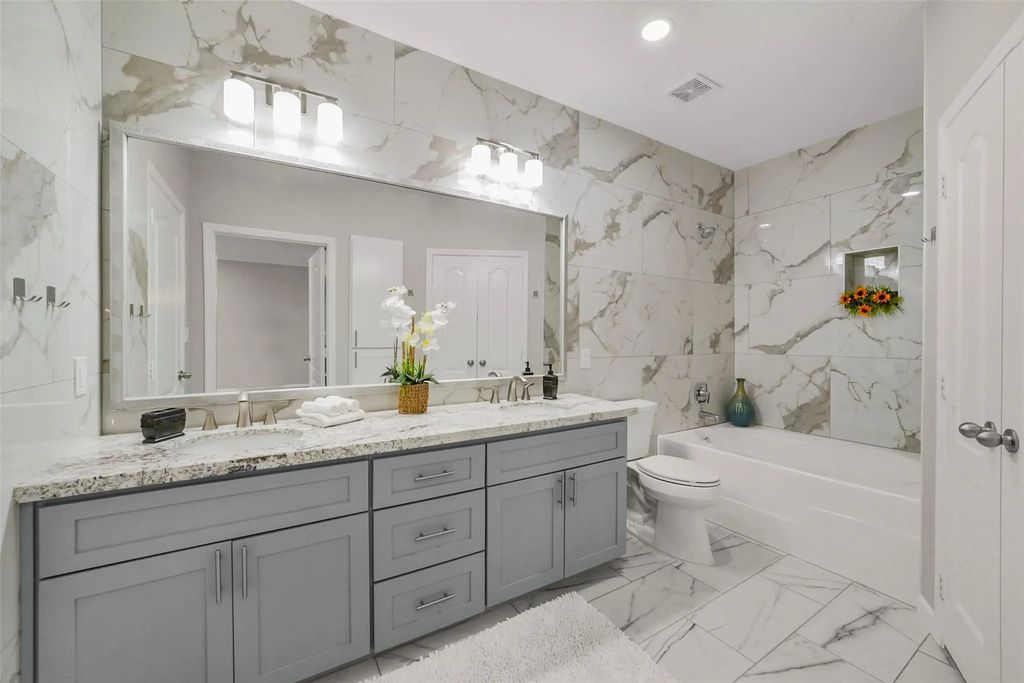 1711 Old Spanish Trail 429, Houston