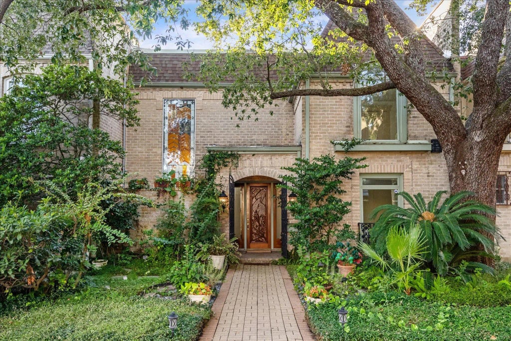 45 Bayou Pointe Drive, Houston