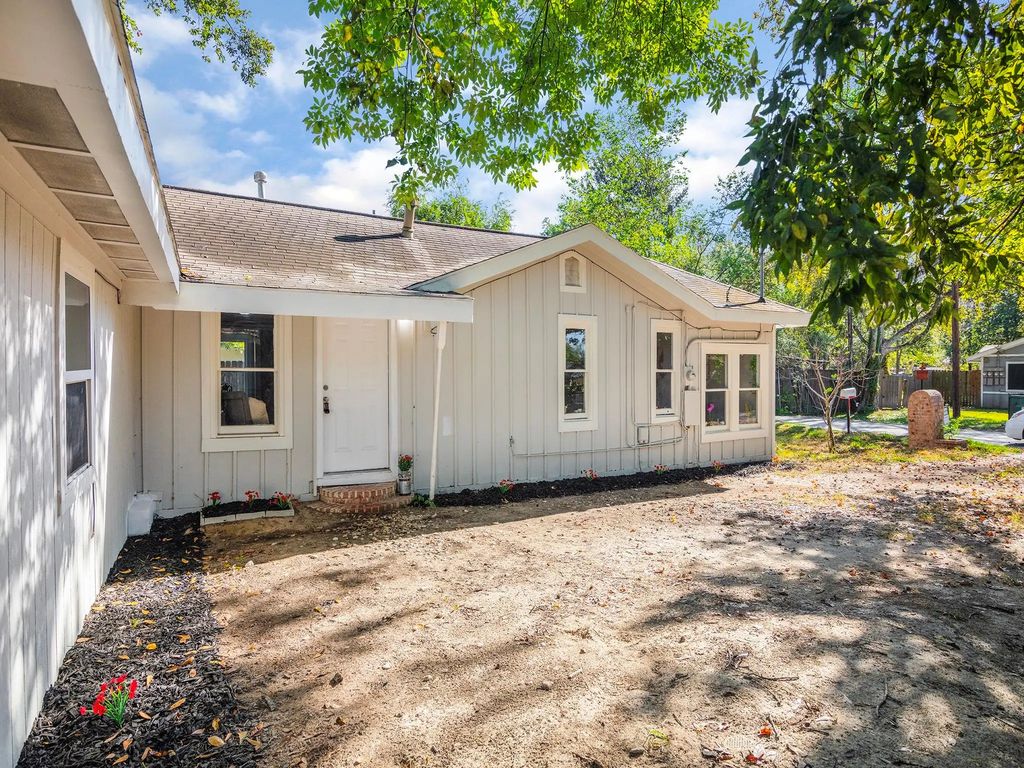 112 Oakdale Street, Dayton