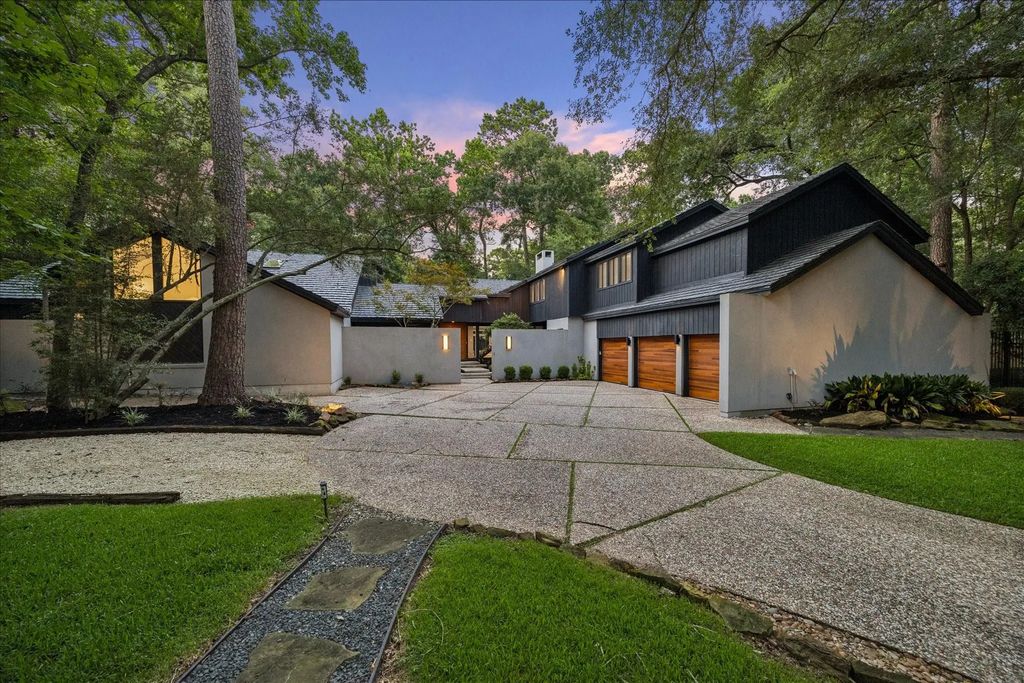 2411 Oakbank Drive, Kingwood