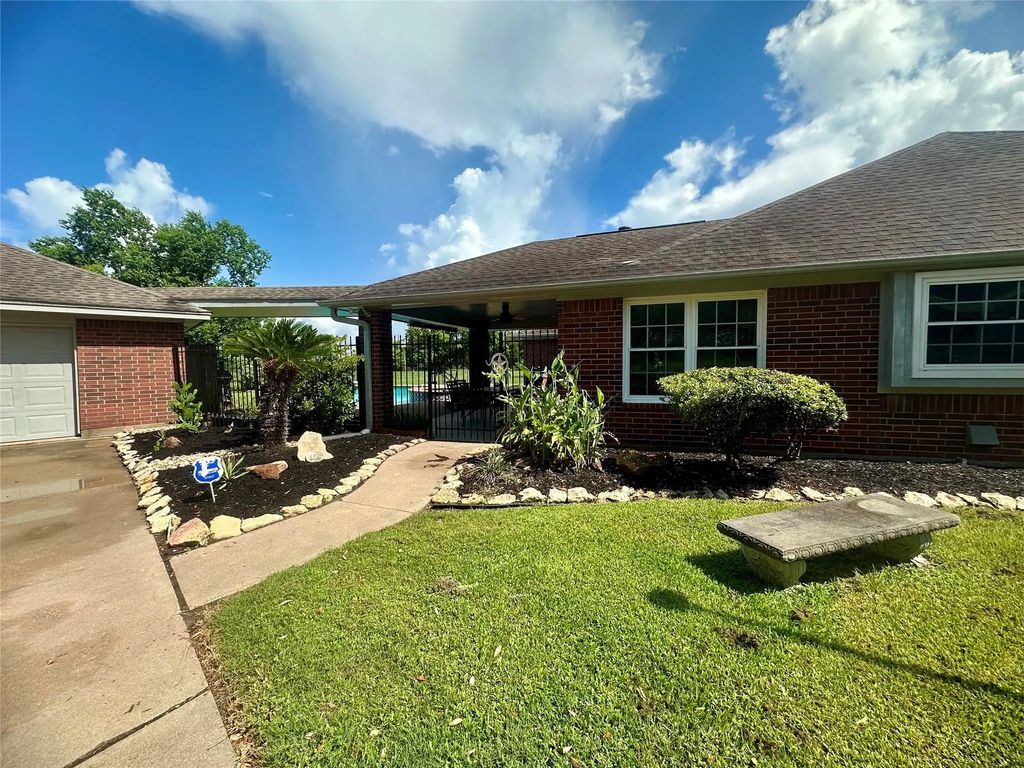 1614 Avenue Q, Santa Fe