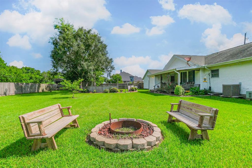 3524 Charles Avenue, Pearland