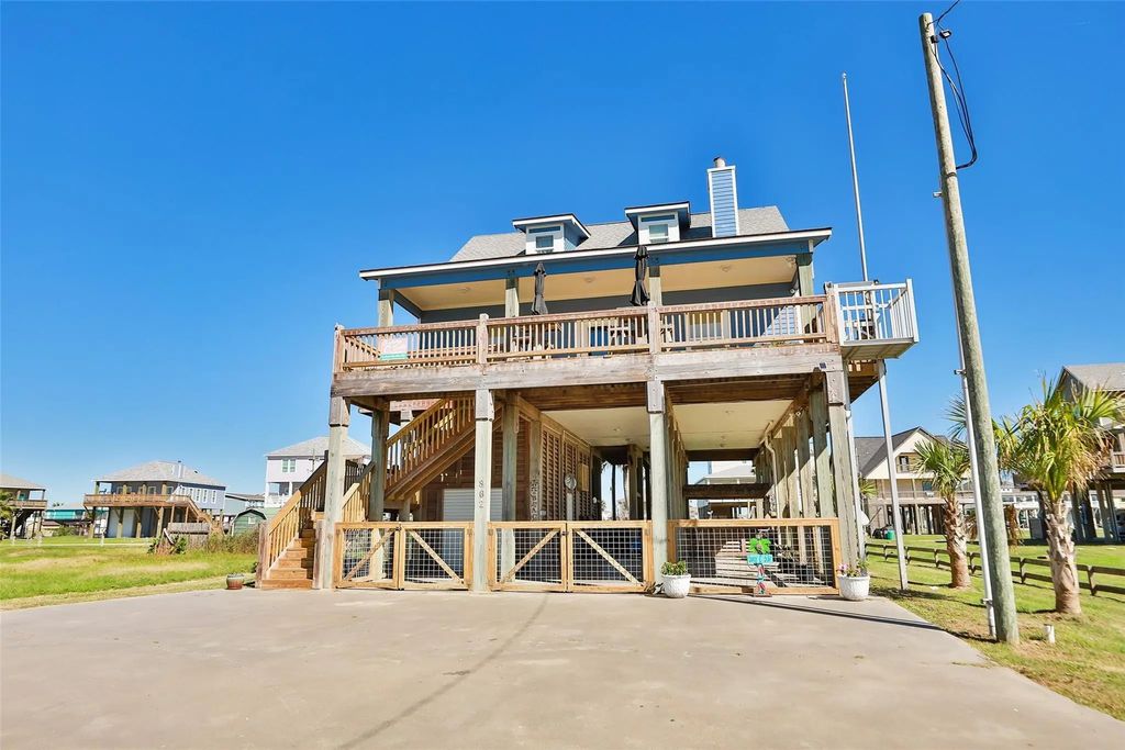 862 Gregory Lane, Port Bolivar