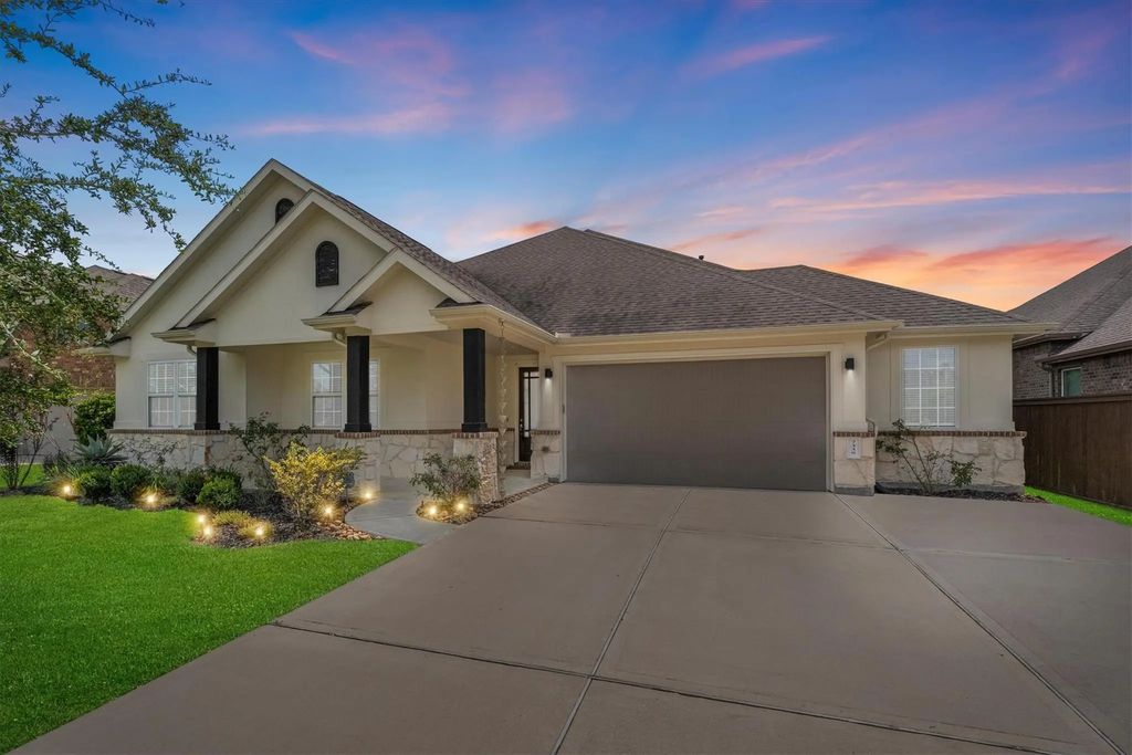 7335 Laguna Lake Drive, Spring