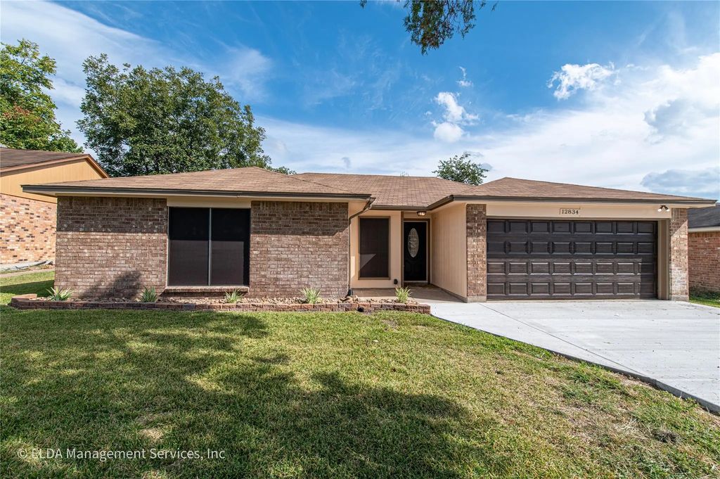 12834 Timothy Drive, Willis
