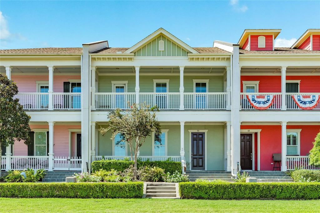 70 Island Passage, Galveston