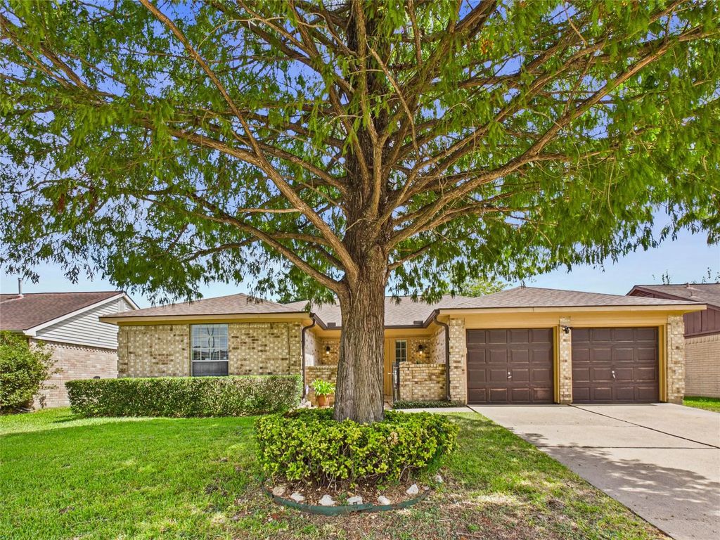 3919 Sandlehurst Drive, Pasadena