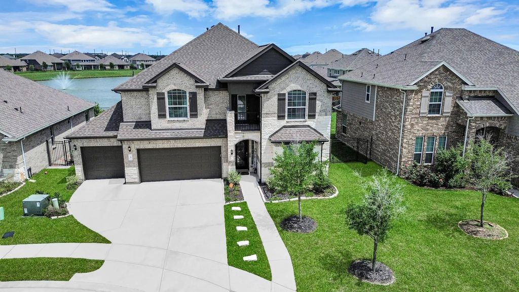 3 Avery Brook Court, Manvel