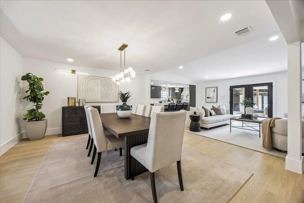 9419 Greenwillow Drive, Houston