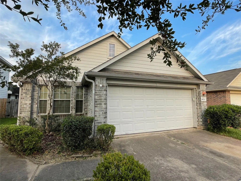 14223 Bishop Bend Lane, Houston
