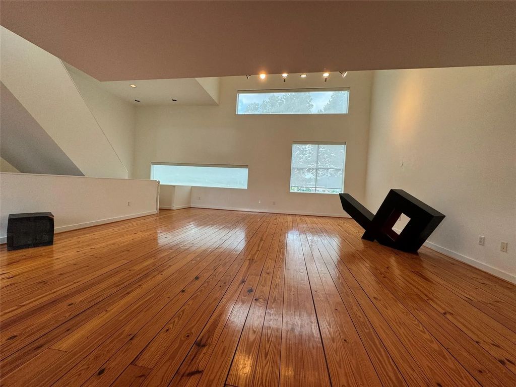 4516 Montrose Boulevard, Houston