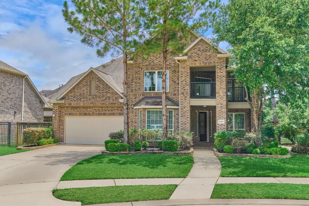 4043 Steep Woods Drive, Spring