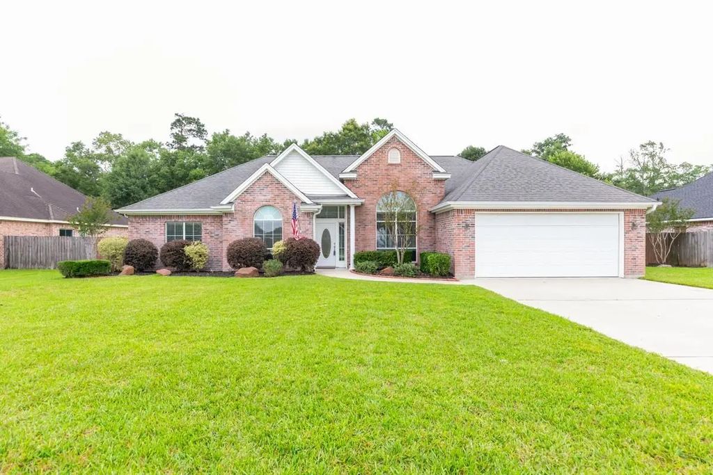 295 Sarah Lane, Lumberton