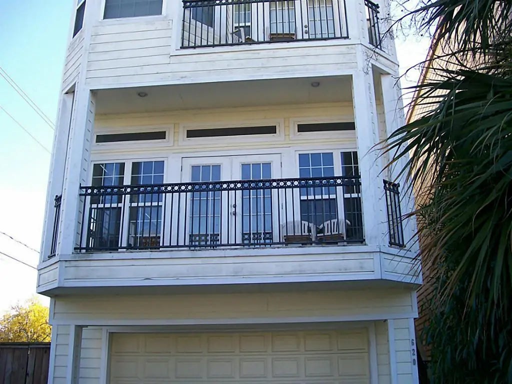 620 8th Street, Kemah