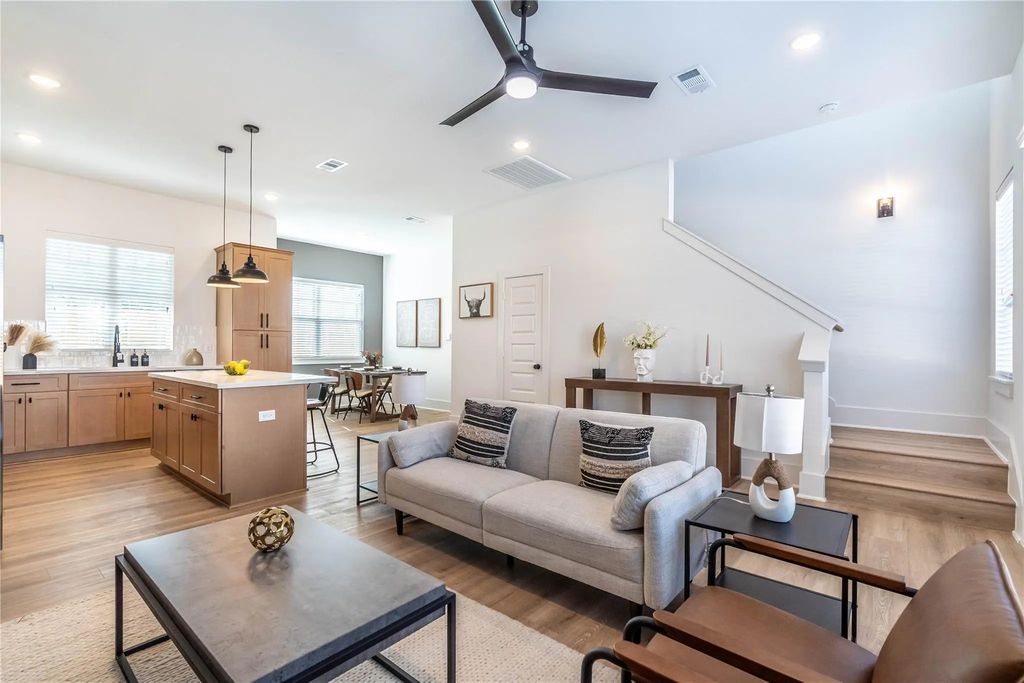 5726 Barbara Rose Lane, Houston
