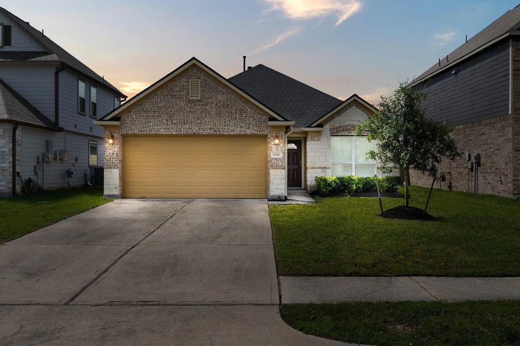 2136 Pacific Loon Lane, Conroe