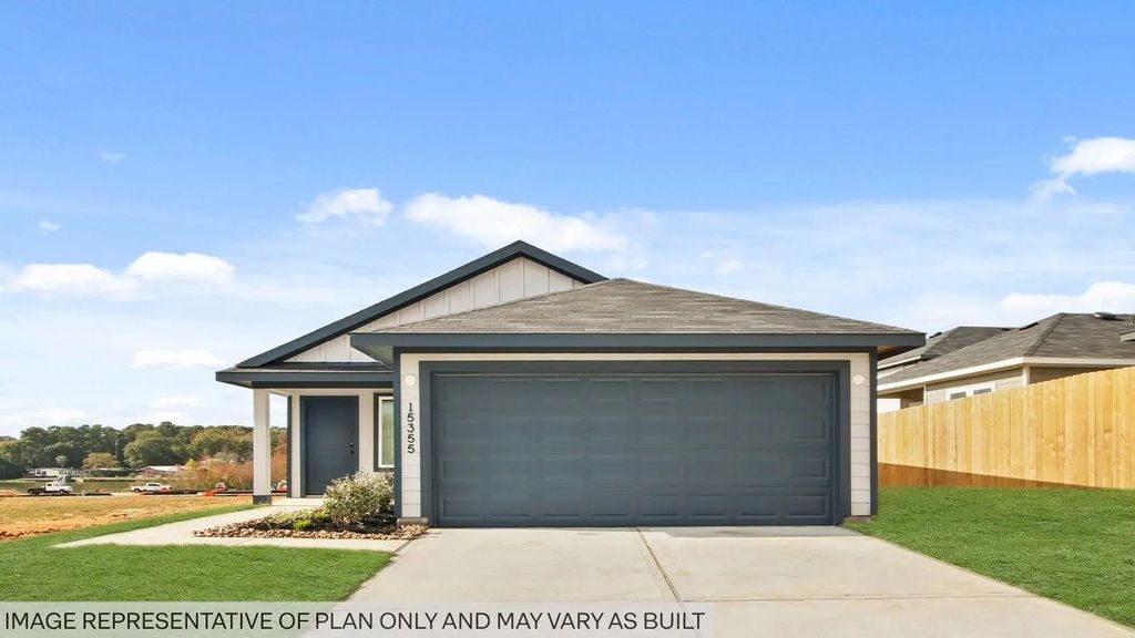 13059 Sorrento Bay Drive, Willis