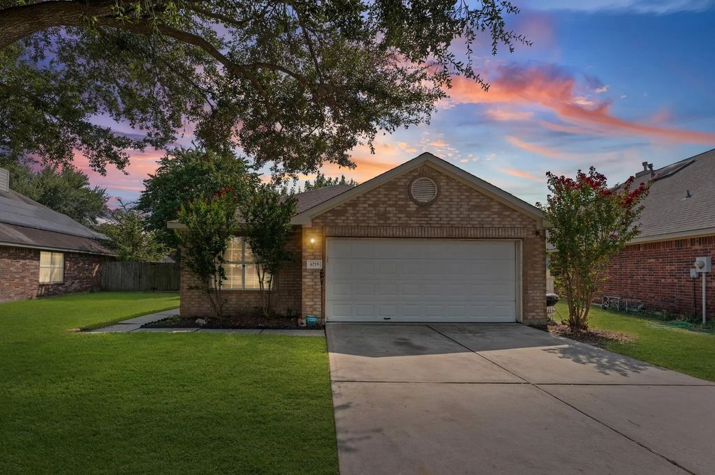 6219 Founding Drive, Katy