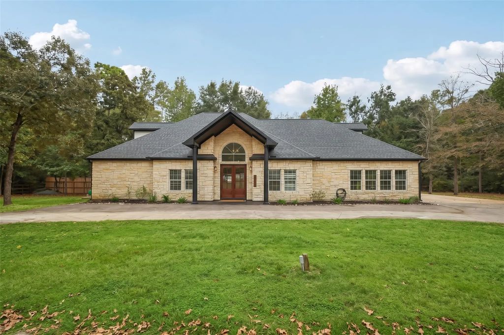 20011 Mahogany Ridge Drive, Magnolia