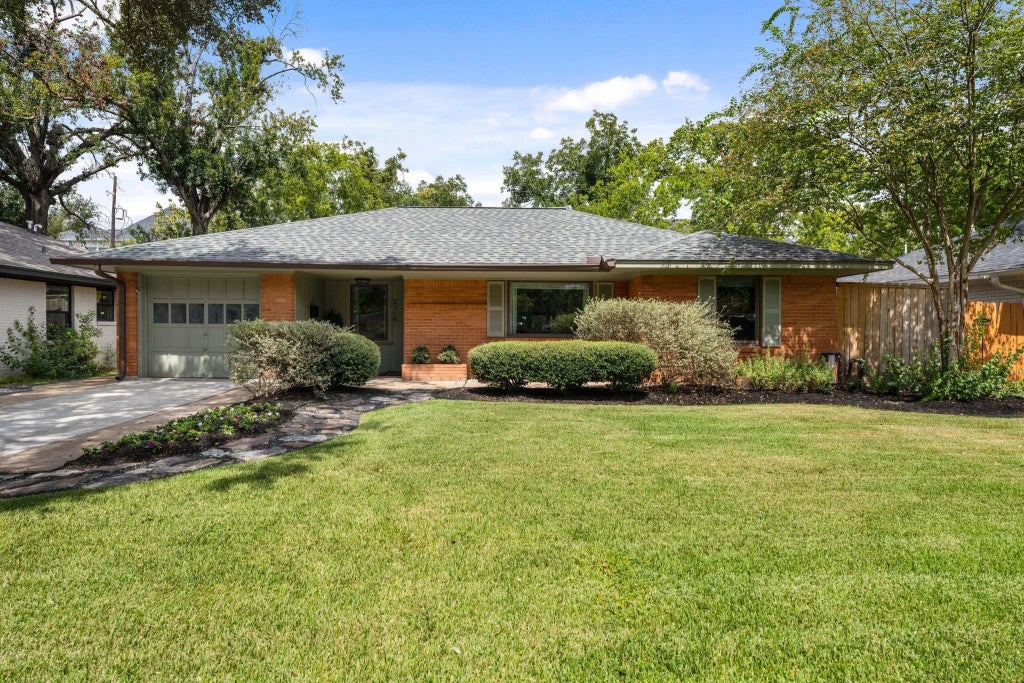 2314 Hialeah Drive, Houston