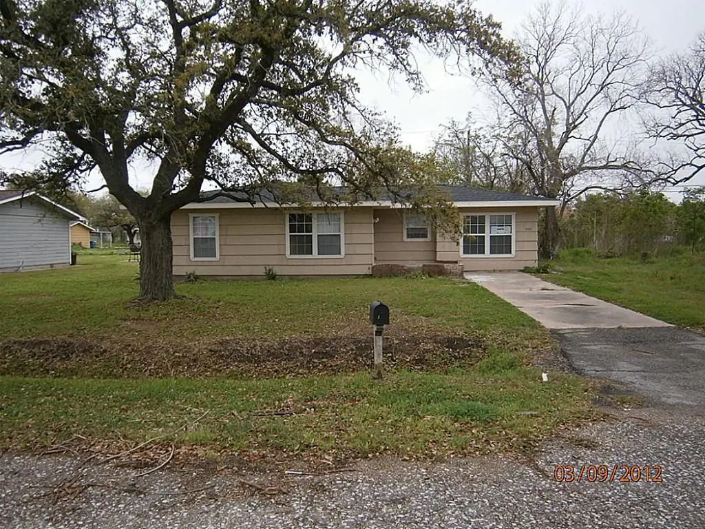 225 Nanlee Street, La Marque