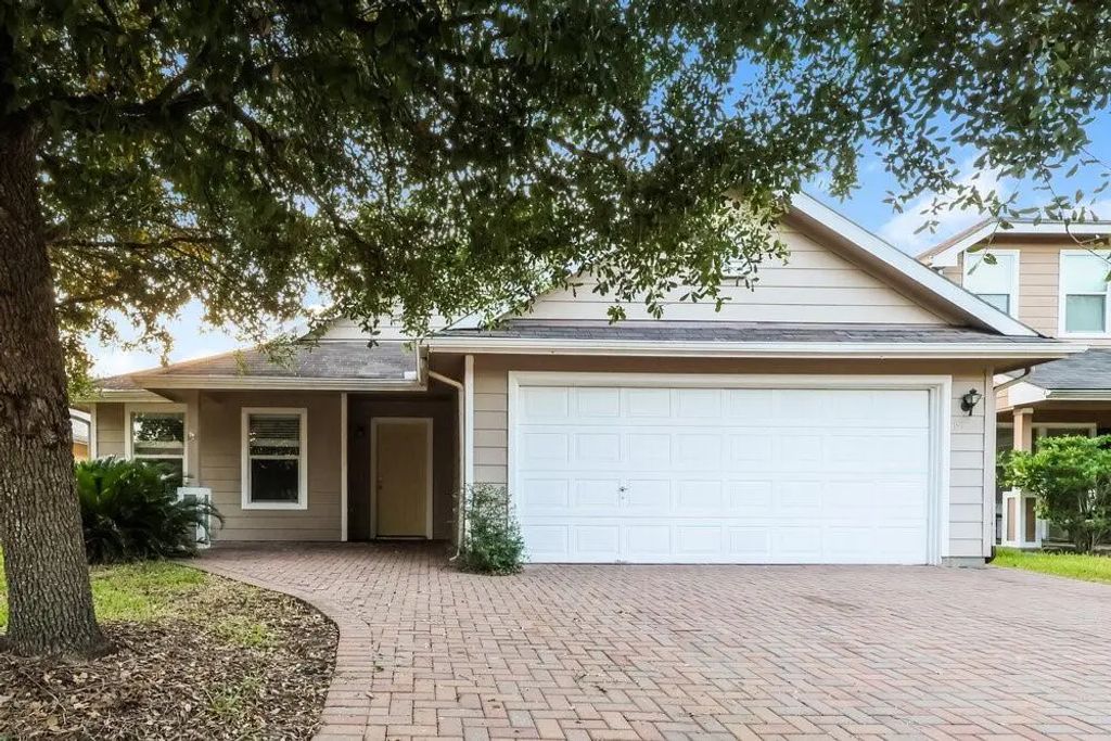 19722 Twin Rivers Drive, Tomball