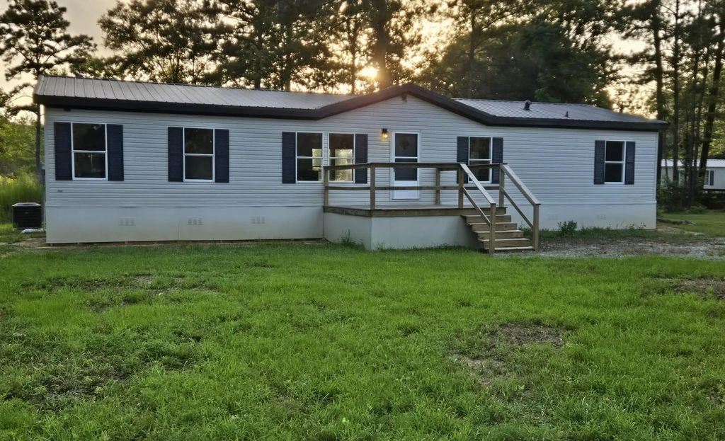 210 S Southwind Trails, Cleveland
