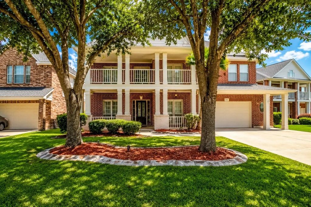 6818 Russelfield Lane, Houston