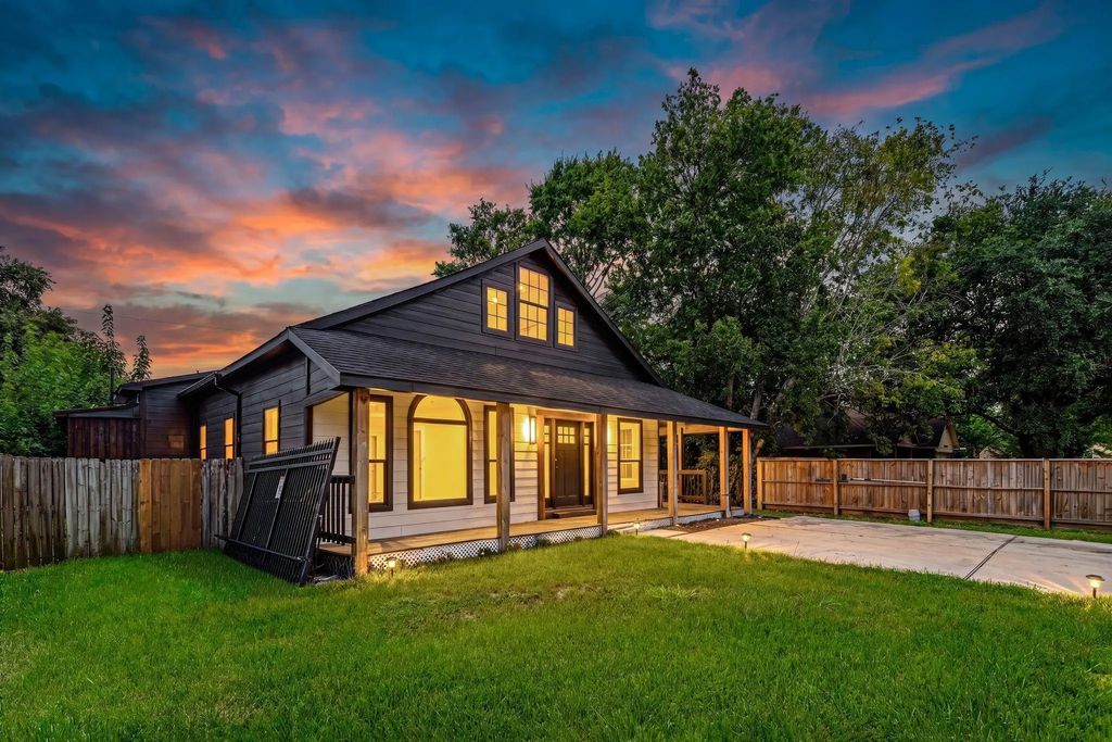 6833 Stone Haven Way, Houston
