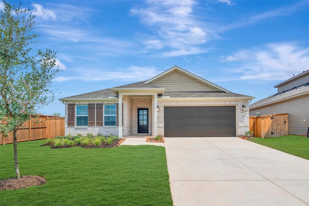 5803 Blazing Light Lane, Fulshear