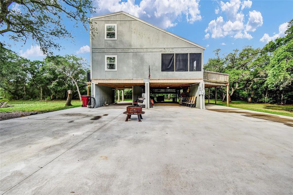 6318 Tercero, Brazoria