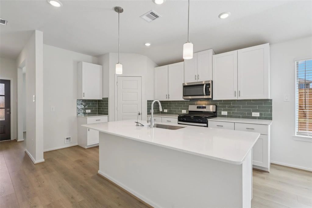 12027 Marlin Strait Drive, Baytown