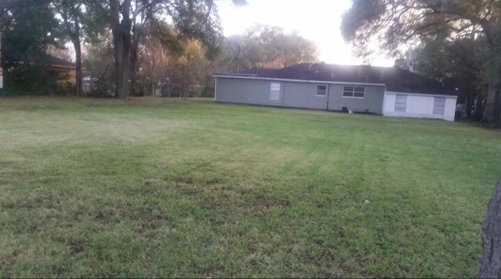 9422 Montridge Drive, Houston