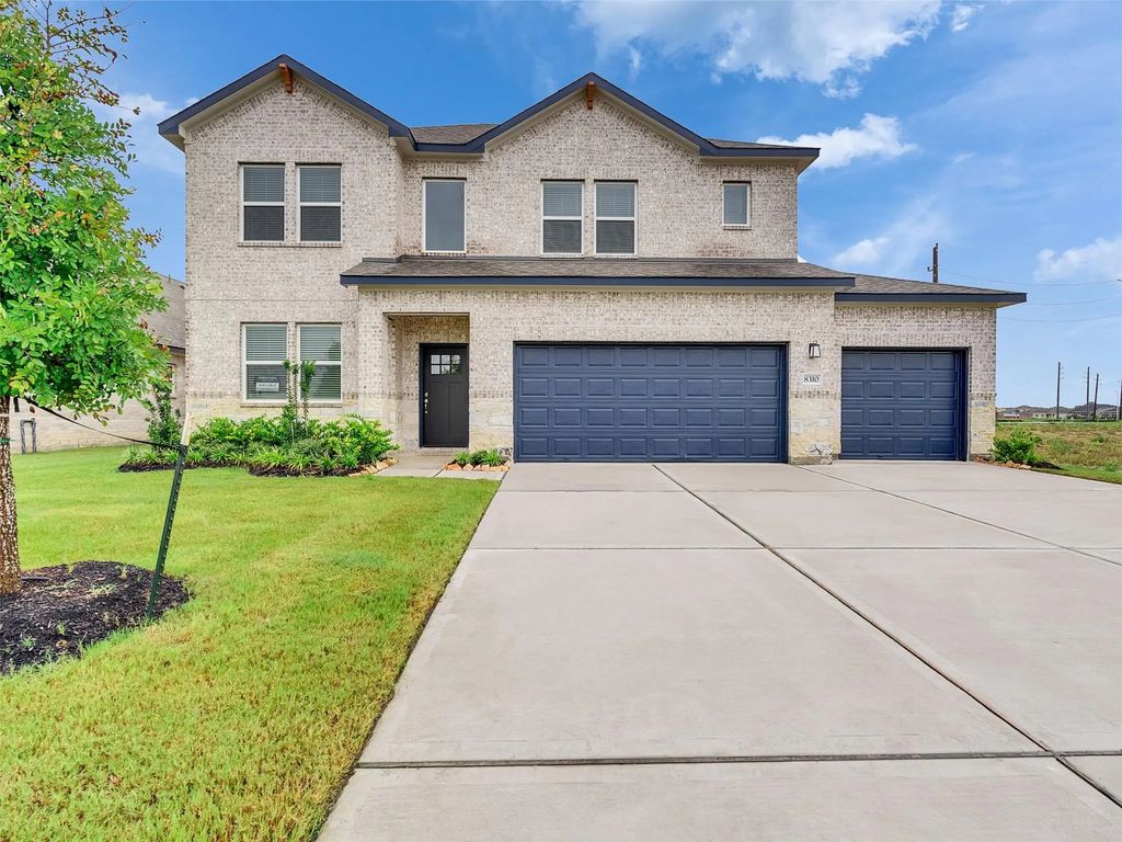 8310 Amethyst Valley Lane, Angleton
