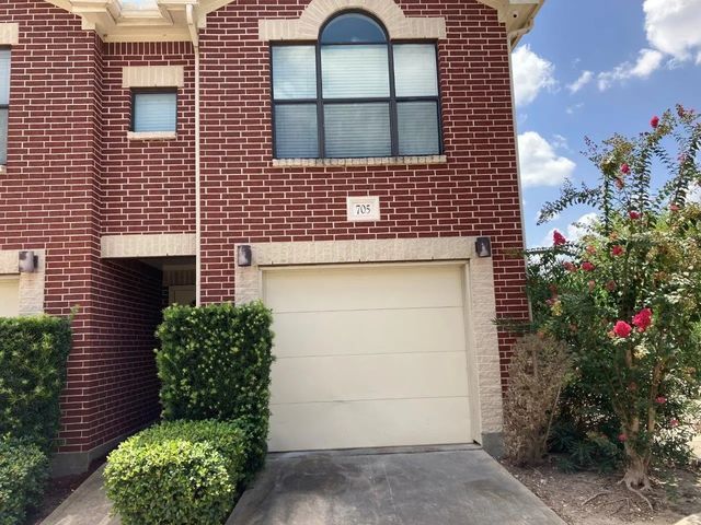 5941 South Loop E 705, Houston
