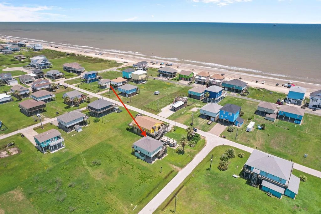 844 S Sage Road, Crystal Beach