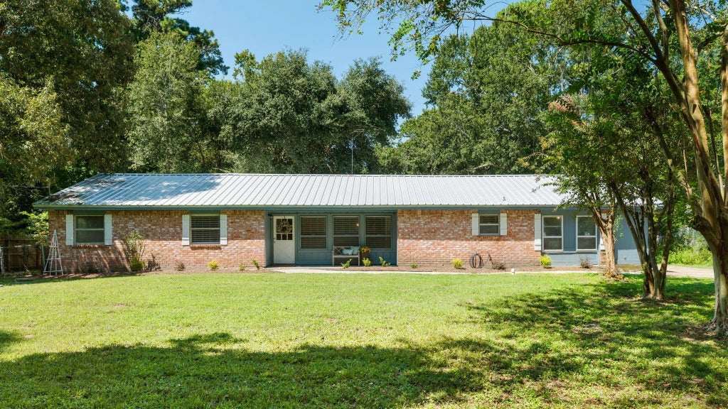 27313 Dobbin Huffsmith Road, Magnolia