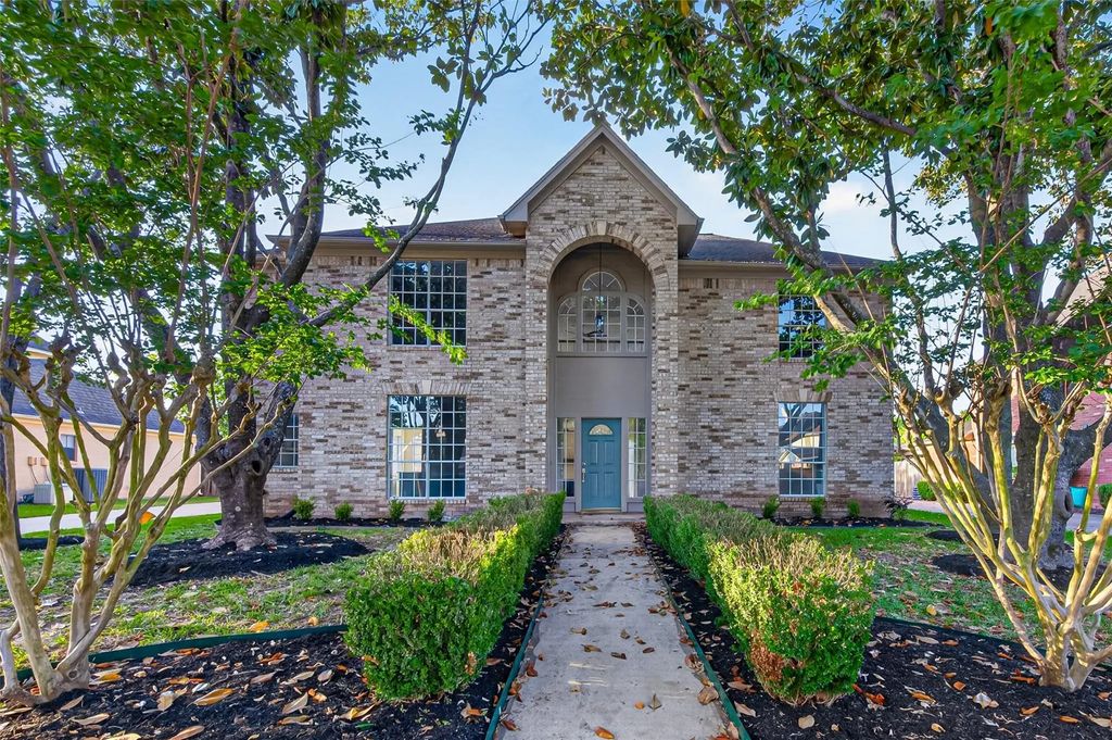8010 Ashley Circle Drive N, Houston