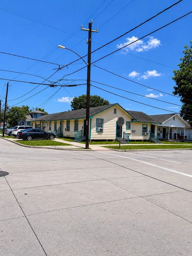 716 S 79th Street, Houston