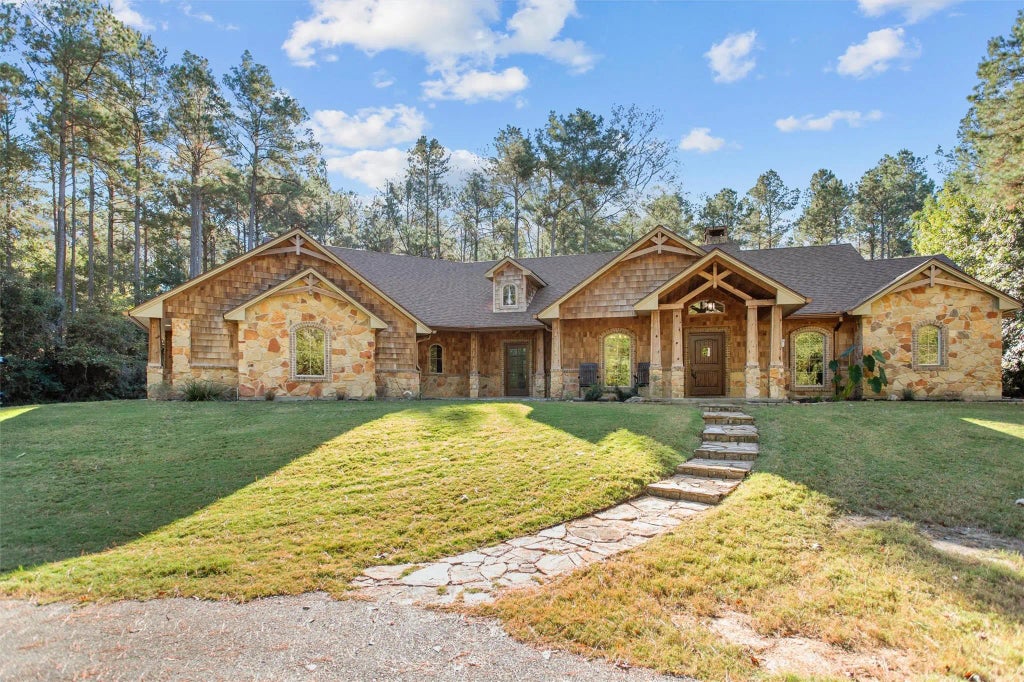 355 Amber Wood, Lufkin