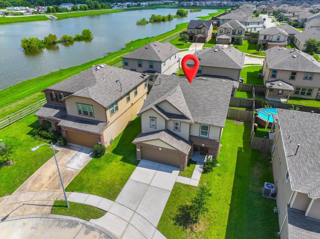 2607 Amber Thicket Court, Houston